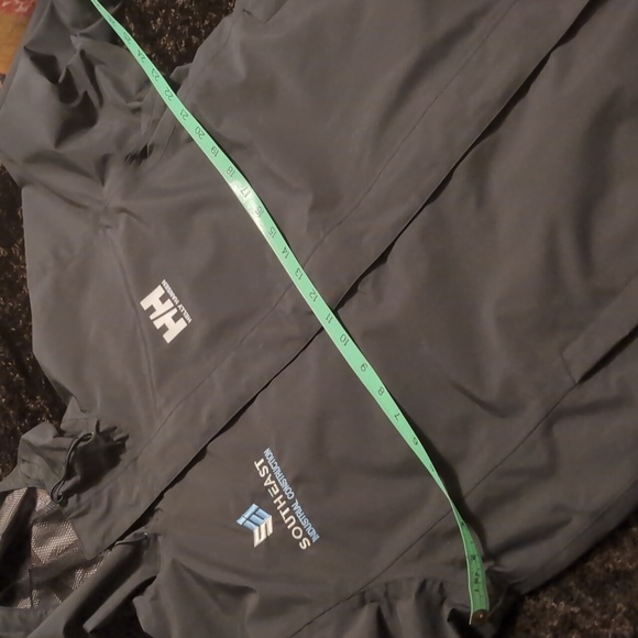 Helly Hansen Black Hooded Windbreaker Jacket - Picture 8 of 13